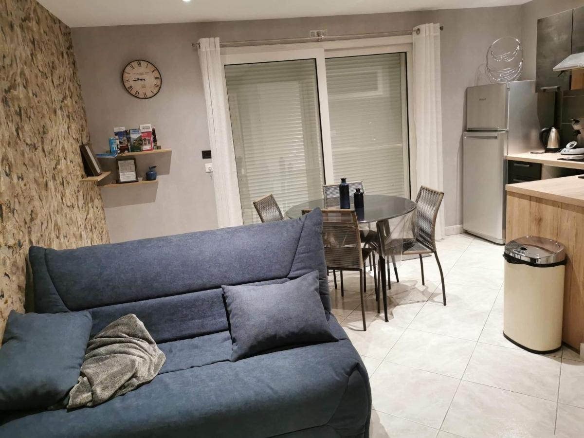 Apartamento A l instant présent Brison-Saint-Innocent Exterior foto